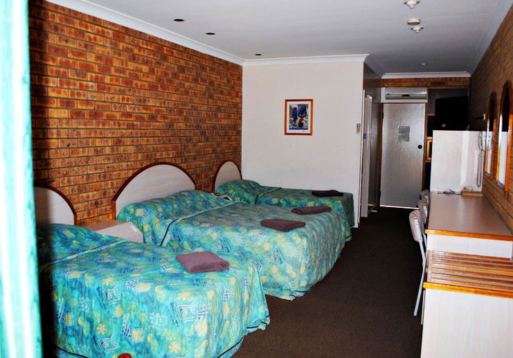 Longreach QLD Accommodation VIC