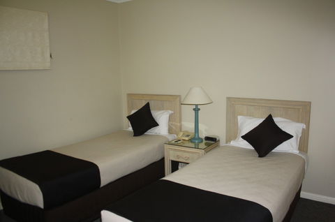 Il Palazzo Boutique Hotel - Accommodation VIC 6