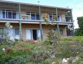 The Dog And Cockle Beach House - Accommodation VIC 0
