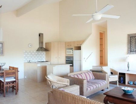 Peregian Court Resort - Accommodation VIC 1
