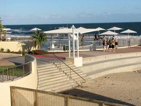 Sea Point Ocean Apartments - Accommodation VIC 3