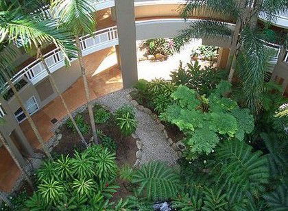 Holiday Inn Cairns - Accommodation VIC 1