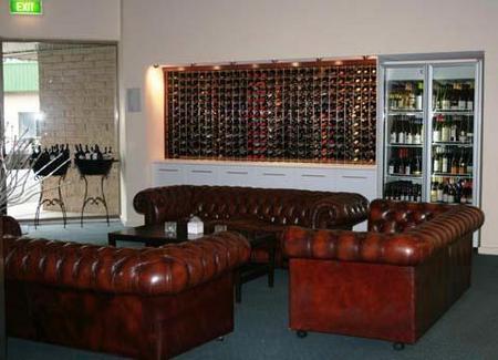 International Motor Inn - Accommodation VIC 0
