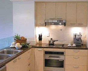 Sea Change Beachfront Apartments - Accommodation VIC 4