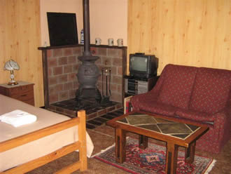 Compass Country Cabins - Accommodation VIC 2