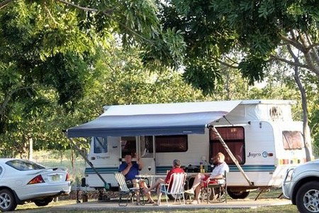 Aussie Outback Oasis Cabin And Van Village - Accommodation VIC 2