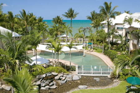 Coral Sands Beachfront Resort - thumb 0