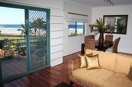 Currumbin Sands On The Beach - Accommodation VIC 0