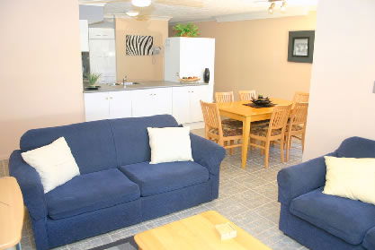 Santa Fe Holiday Apartments - Accommodation VIC 5