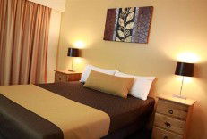 Mt Ommaney Hotel Apartments - Accommodation VIC 0
