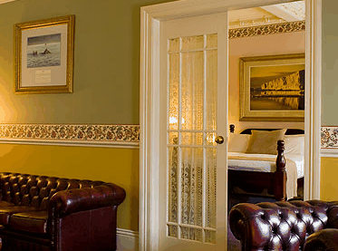 Hadleys Hotel - Accommodation VIC 1