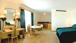 Comfort Inn Airport - Accommodation VIC 3