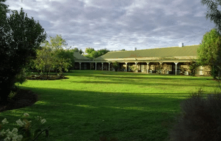 Quality Inn Overlander Homestead - Accommodation VIC