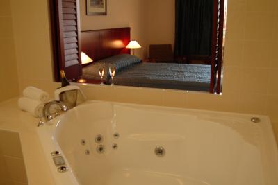 Coffee House Luxury Apartments - Accommodation VIC 2