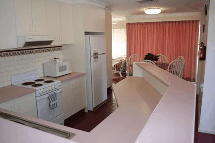 Clifford Park Holiday Motor Inn - Accommodation VIC 3