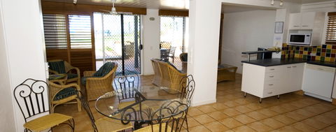 Sandcastles On The Beach At Bargara - Accommodation VIC 5