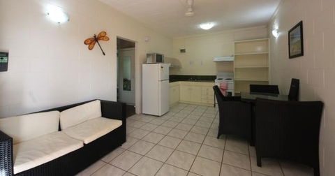 Coconut Grove Holiday Apartments - Accommodation VIC 5