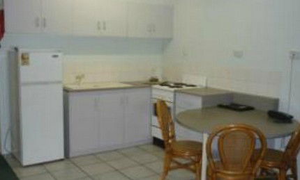 Alatai Holiday Apartments - Accommodation VIC 5