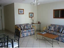 Quarterdeck Apartments - Accommodation VIC 7