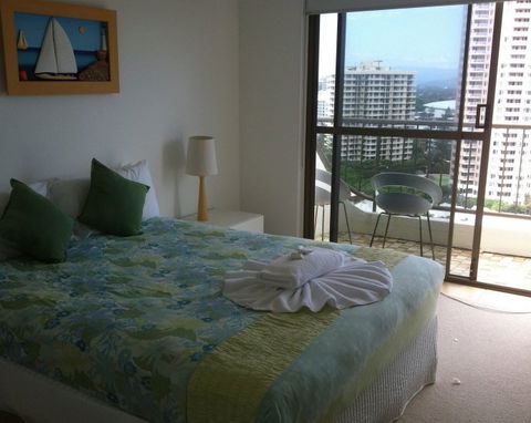 Ocean Royale Apartments - Accommodation VIC 5
