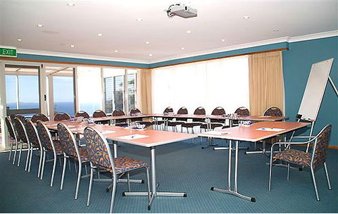 Amooran Court - Accommodation VIC 3