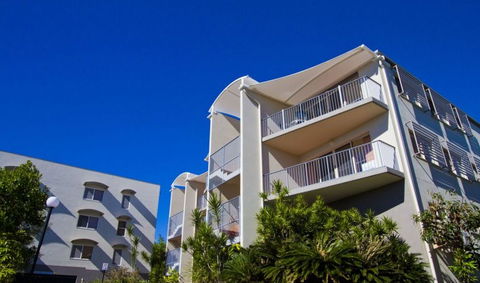 Endless Summer Resort - Accommodation VIC 1