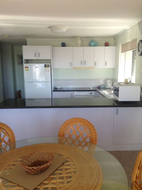Surfcomber On The Beach - Accommodation VIC 3