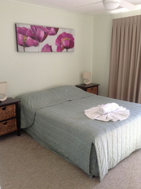 Surfcomber On The Beach - Accommodation VIC 4