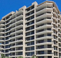 Clubb Coolum Beach - Accommodation VIC
