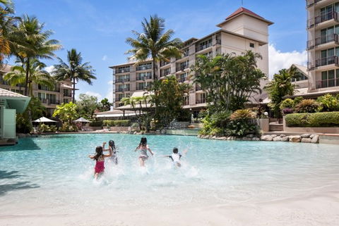 Novotel Cairns Oasis Resort - Accommodation VIC 2