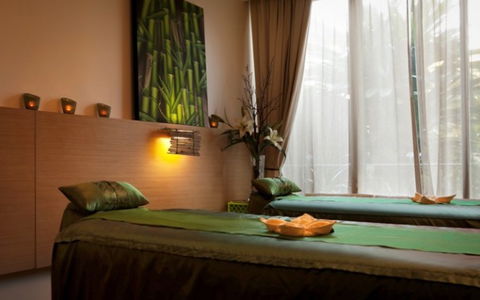 Novotel Cairns Oasis Resort - Accommodation VIC 3