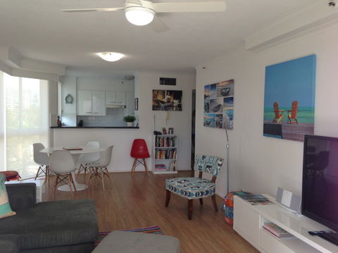 Crest Apartments - Accommodation VIC 3