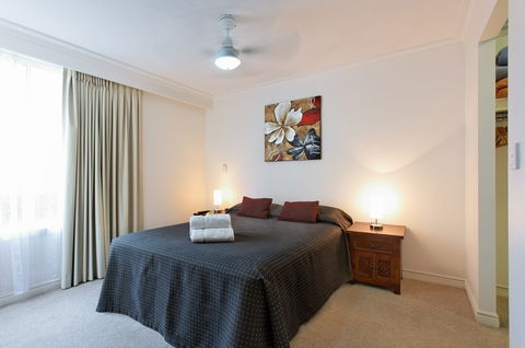 La Grande Apartments Broadbeach - Accommodation VIC 1