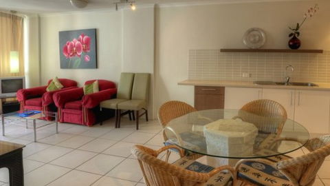 View Pacific Holiday Apartments - Accommodation VIC 3