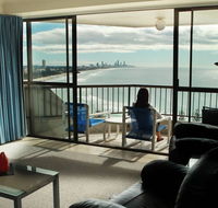Gemini Court Holiday Apartments - Accommodation VIC
