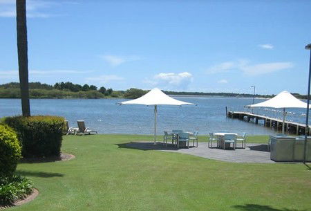 Moby Dick Waterfront Resort Motel - Accommodation VIC 2