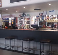 Settlers Hotel - Accommodation VIC