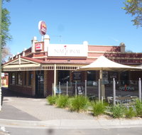 National Hotel - Accommodation VIC