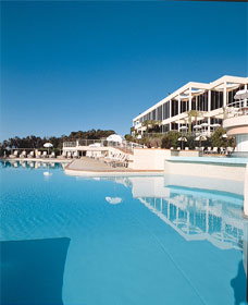 Absolute Beachfront Opal Cove Resort - Accommodation VIC 0
