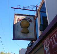 Wheatsheaf Hotel - Accommodation VIC