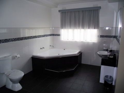 503 On Princes Drive Motel - Accommodation VIC 2