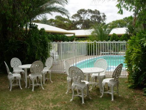 Roundhouse Motel - Accommodation VIC 7