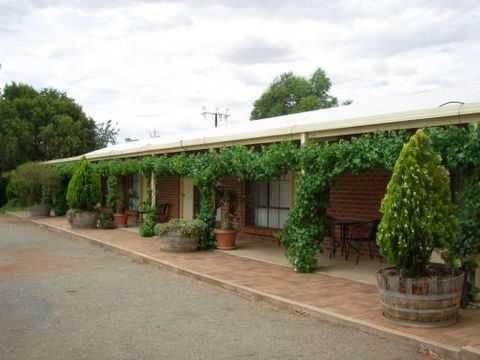 Roundhouse Motel - Accommodation VIC 8