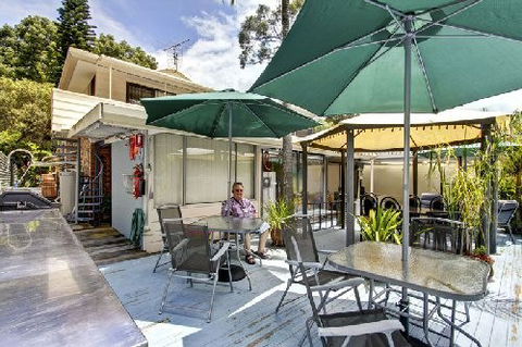 Wombat's Bed & Breakfast Gosford - Accommodation VIC 8