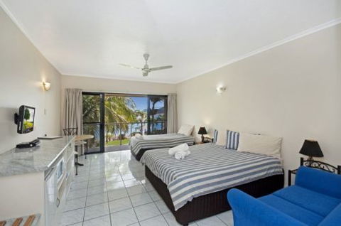 Hinchinbrook Marine Cove Motel - Accommodation VIC 0