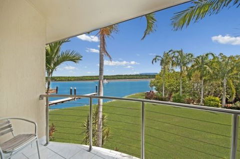 Hinchinbrook Marine Cove Motel - Accommodation VIC 3