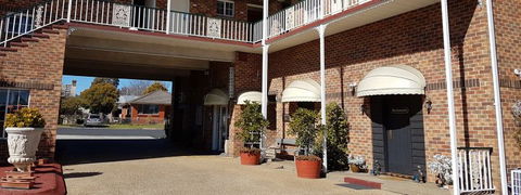 Golden Age Motor Inn - Accommodation VIC 7