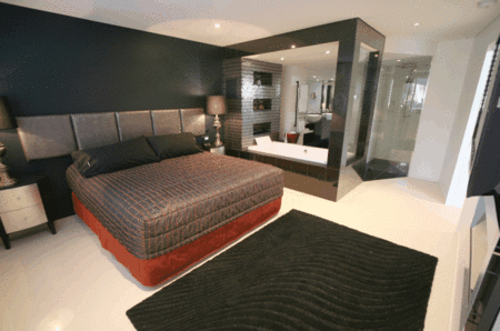 Bay Royal Holiday Apartments - Accommodation VIC 3