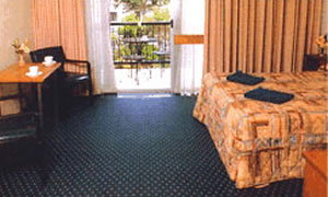 Tudor Inn Motel - Accommodation VIC 2