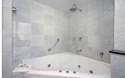 HW Boutique Motel - Accommodation VIC 4